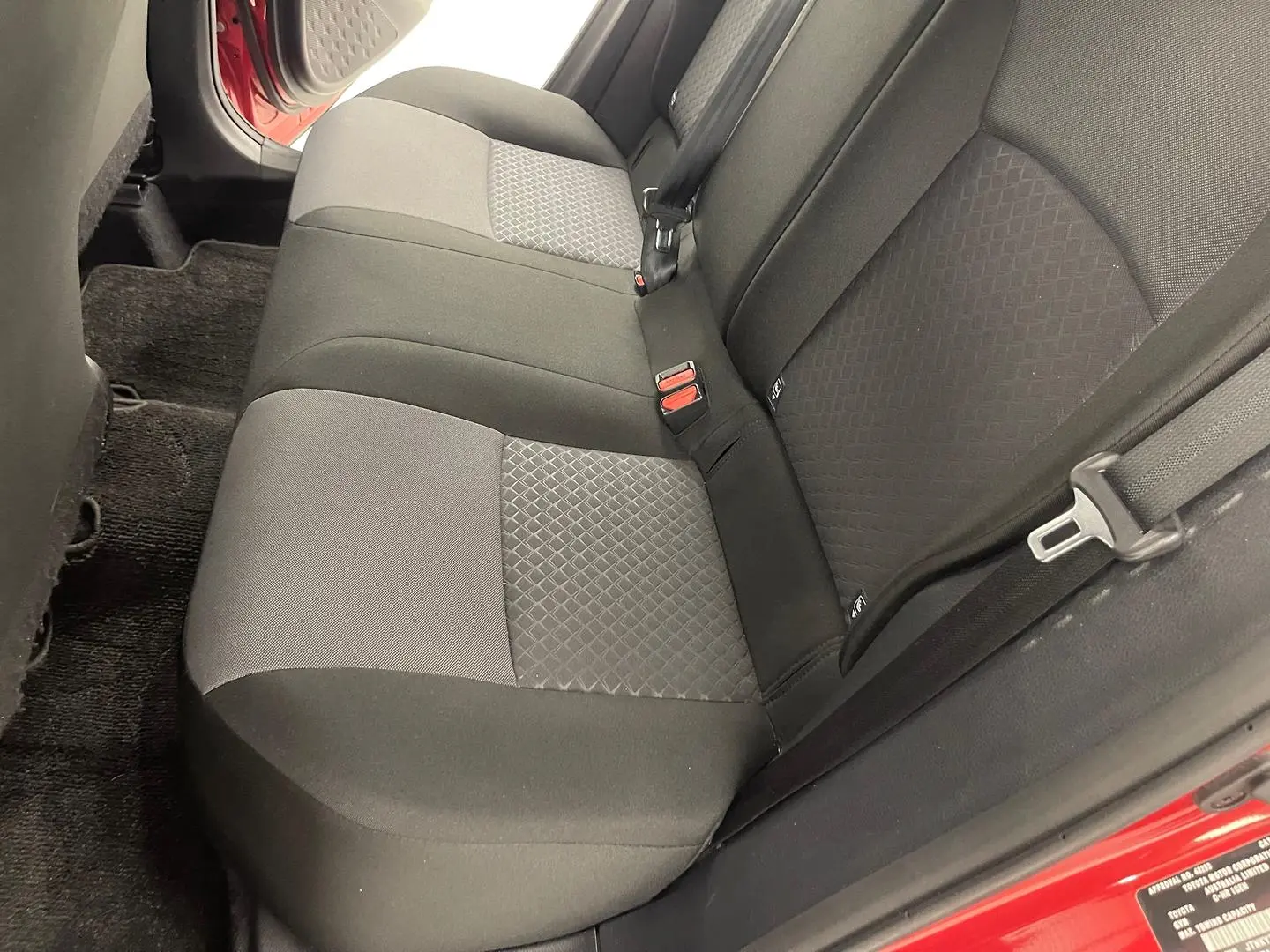 2020 Toyota C-HR Gallery Image 19