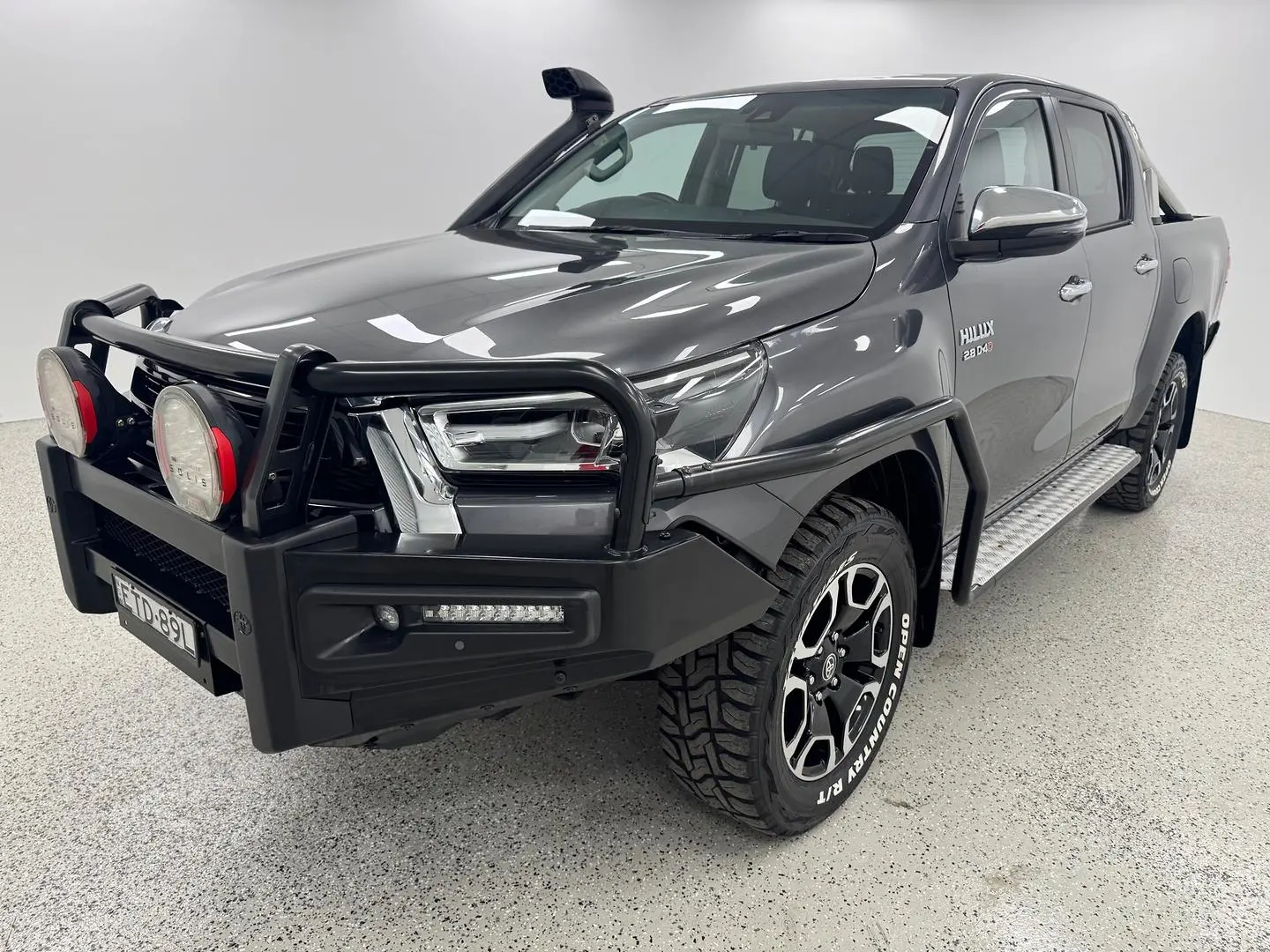 2022 Toyota Hilux Gallery Image 6