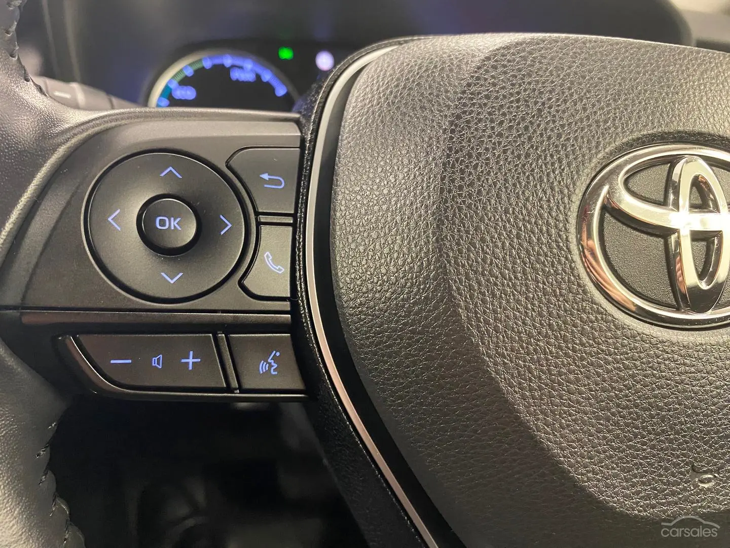 2019 Toyota RAV4 Image 23