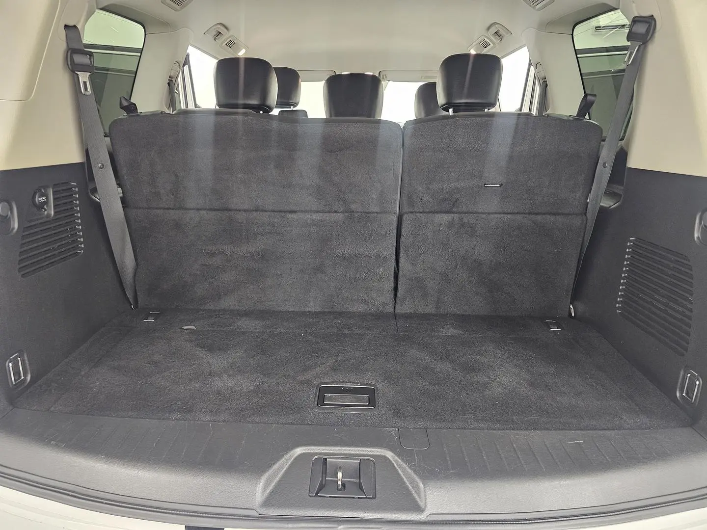 2020 Nissan Patrol Gallery Image 19