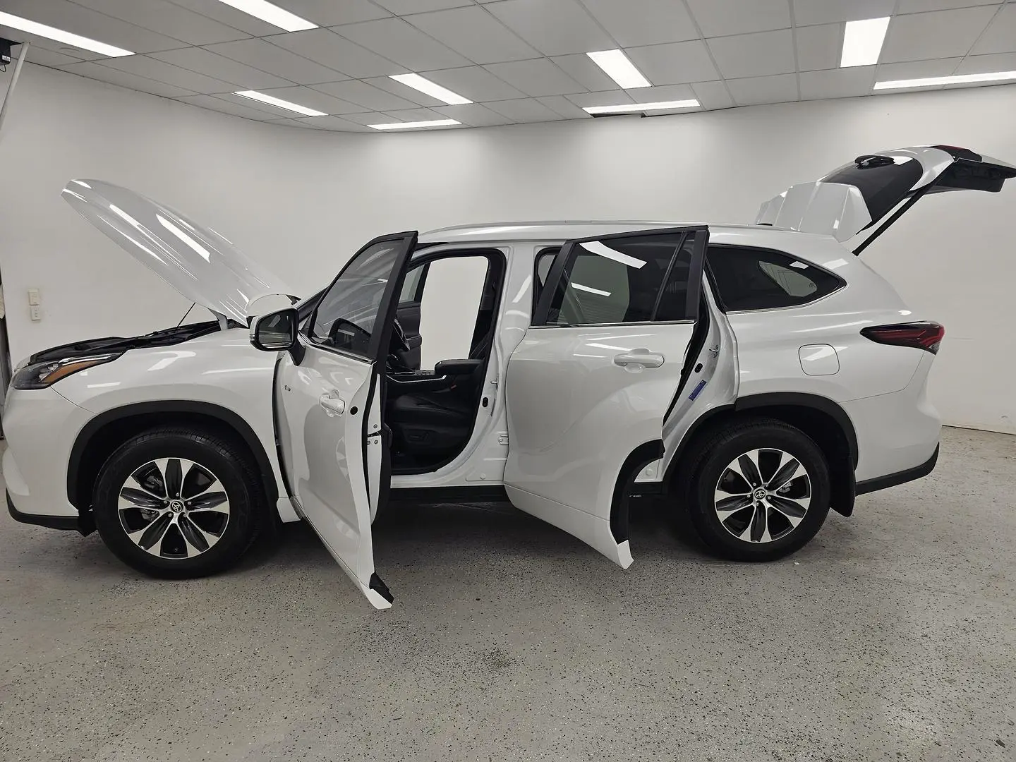 2025 Toyota Kluger Gallery Image 10