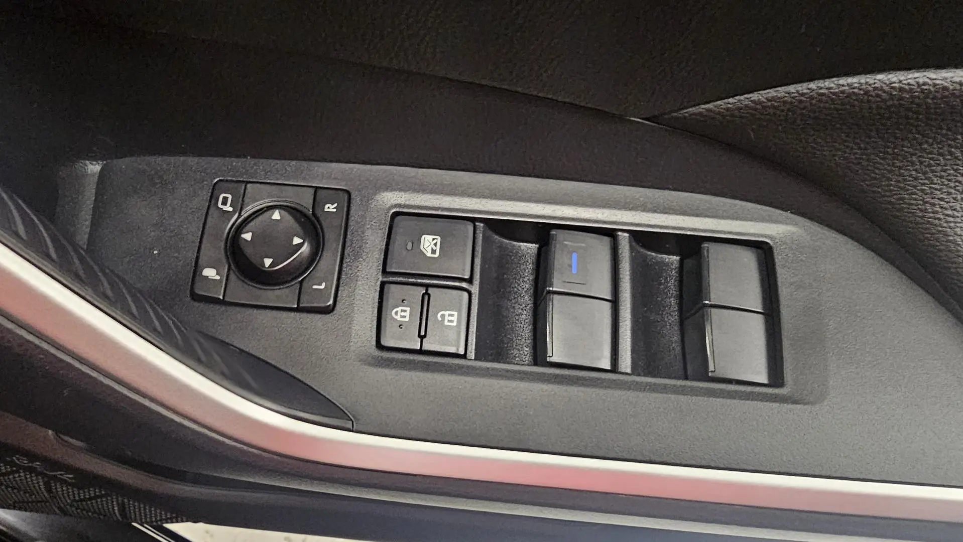 2022 Toyota RAV4 Gallery Image 40