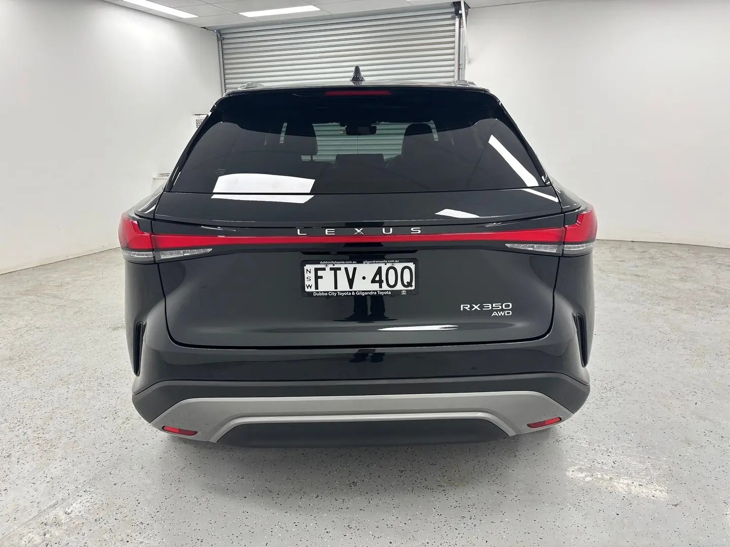 2024 Lexus RX Gallery Image 4