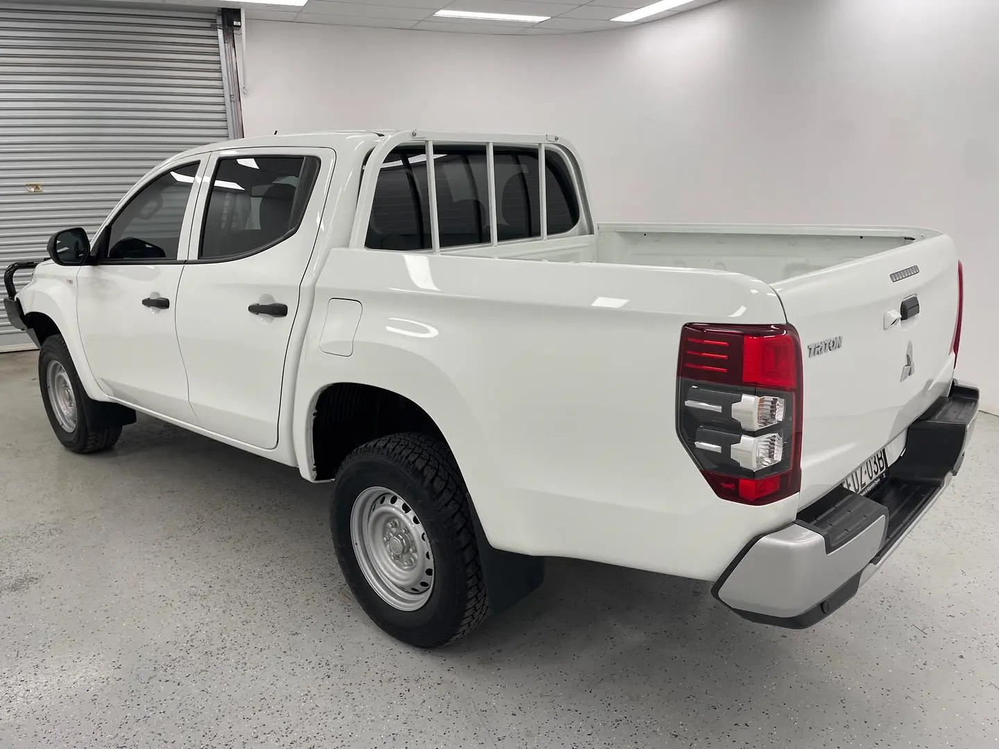 2022 Mitsubishi Triton Gallery Image 5