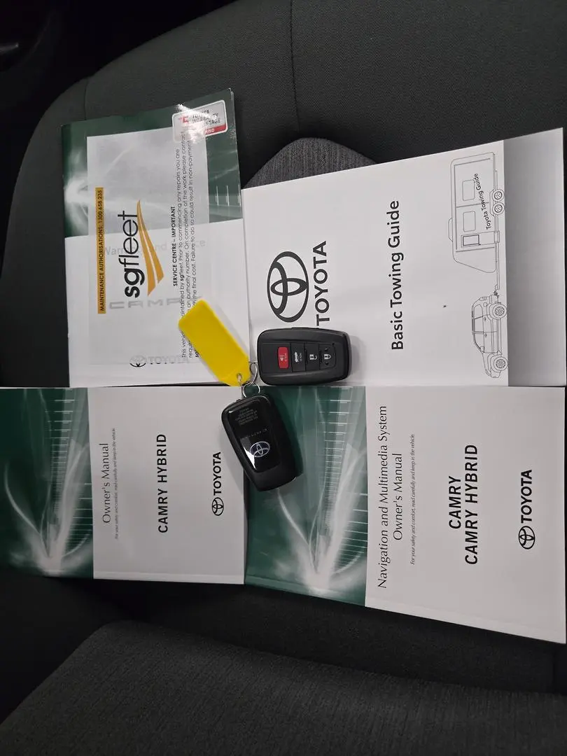 2020 Toyota Camry Gallery Image 35
