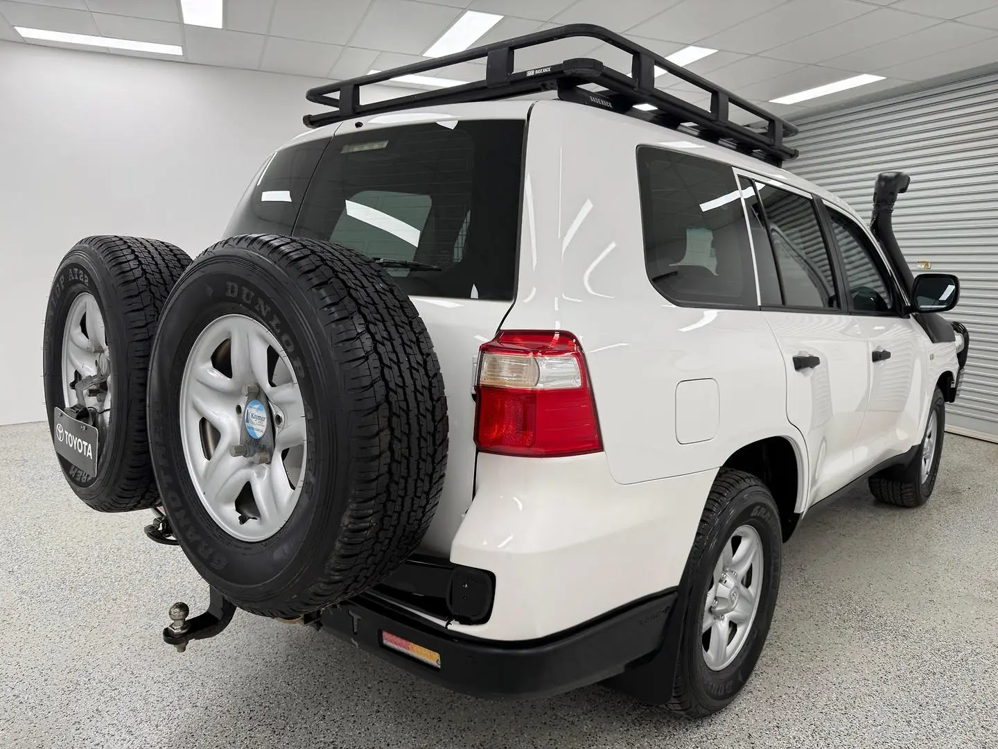 2020 Toyota Landcruiser Gallery Image 3