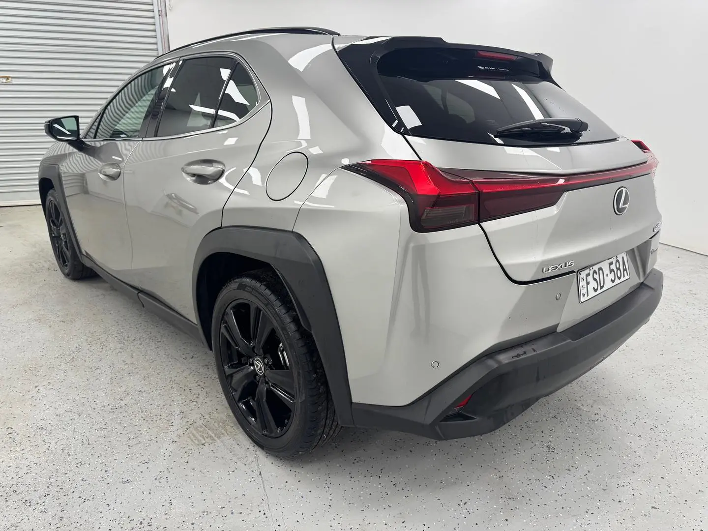 2021 Lexus UX Gallery Image 4