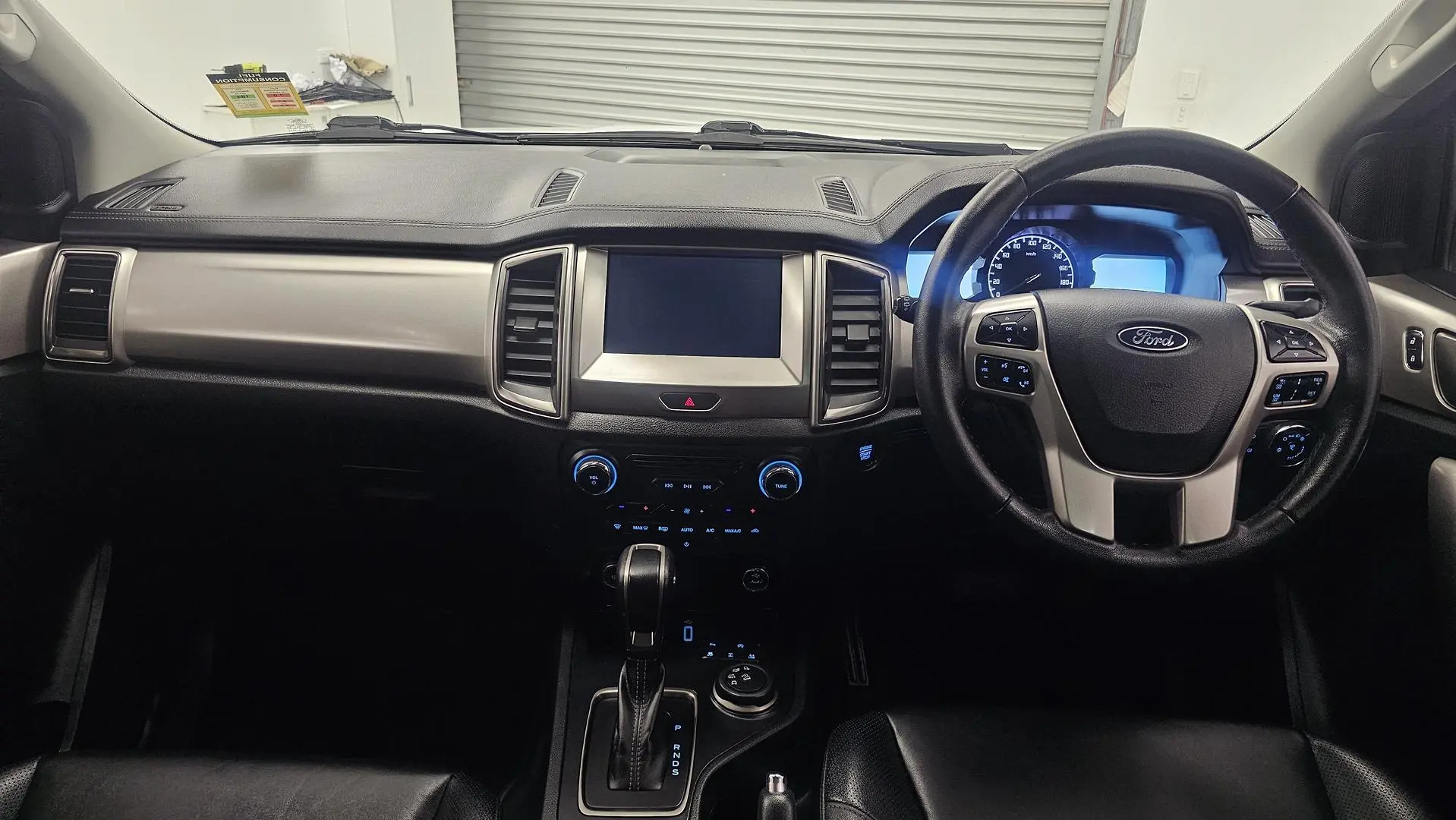 2022 Ford Everest Gallery Image 29