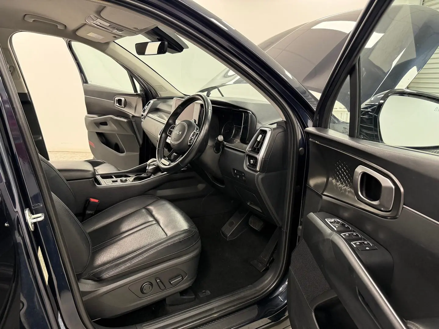 2023 Kia Sorento Gallery Image 24