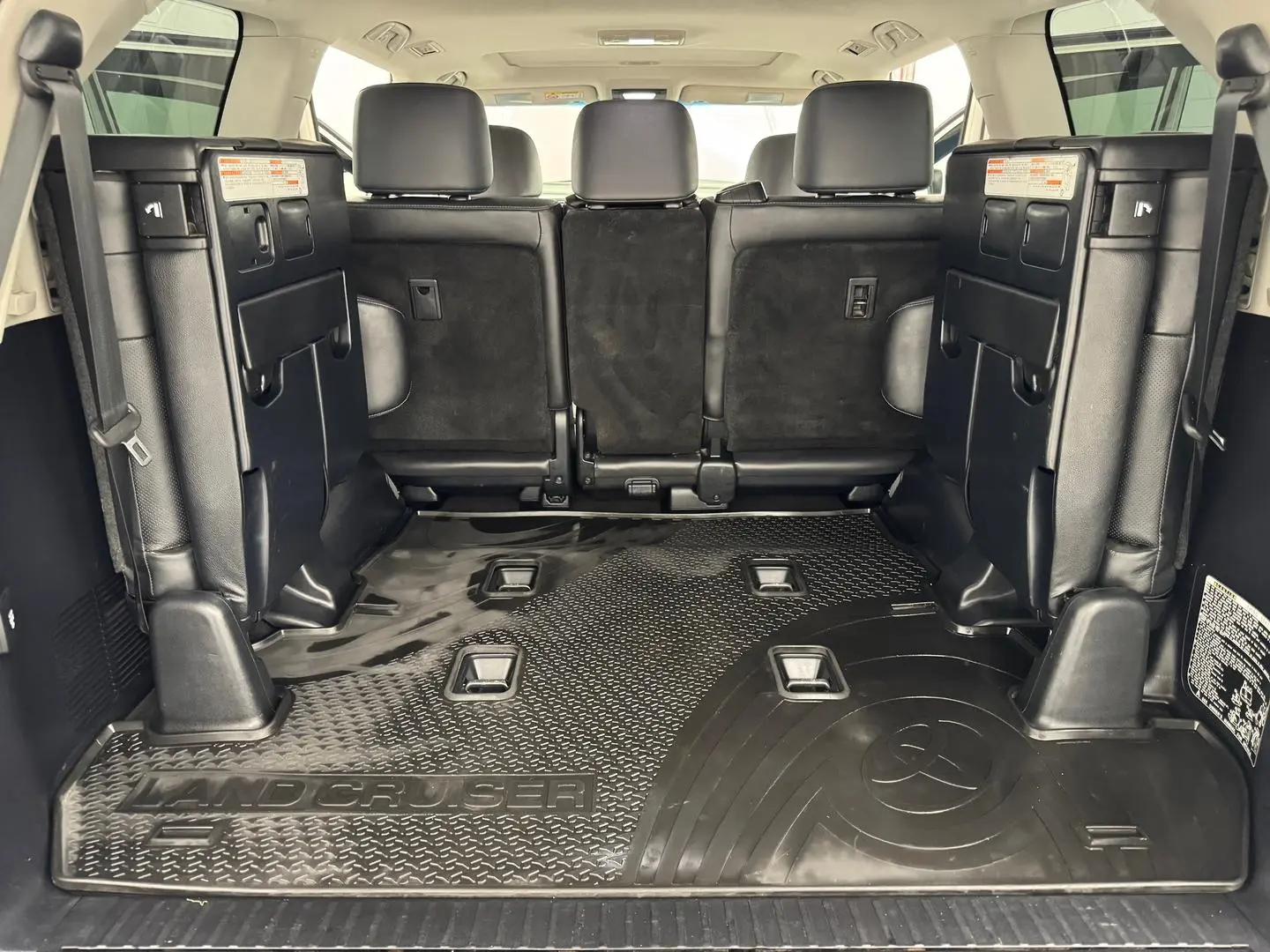 2020 Toyota Landcruiser Gallery Image 12