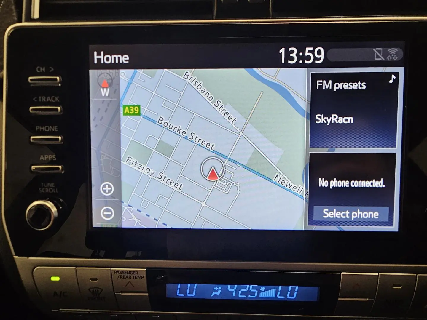 2021 Toyota Landcruiser Prado Gallery Image 33