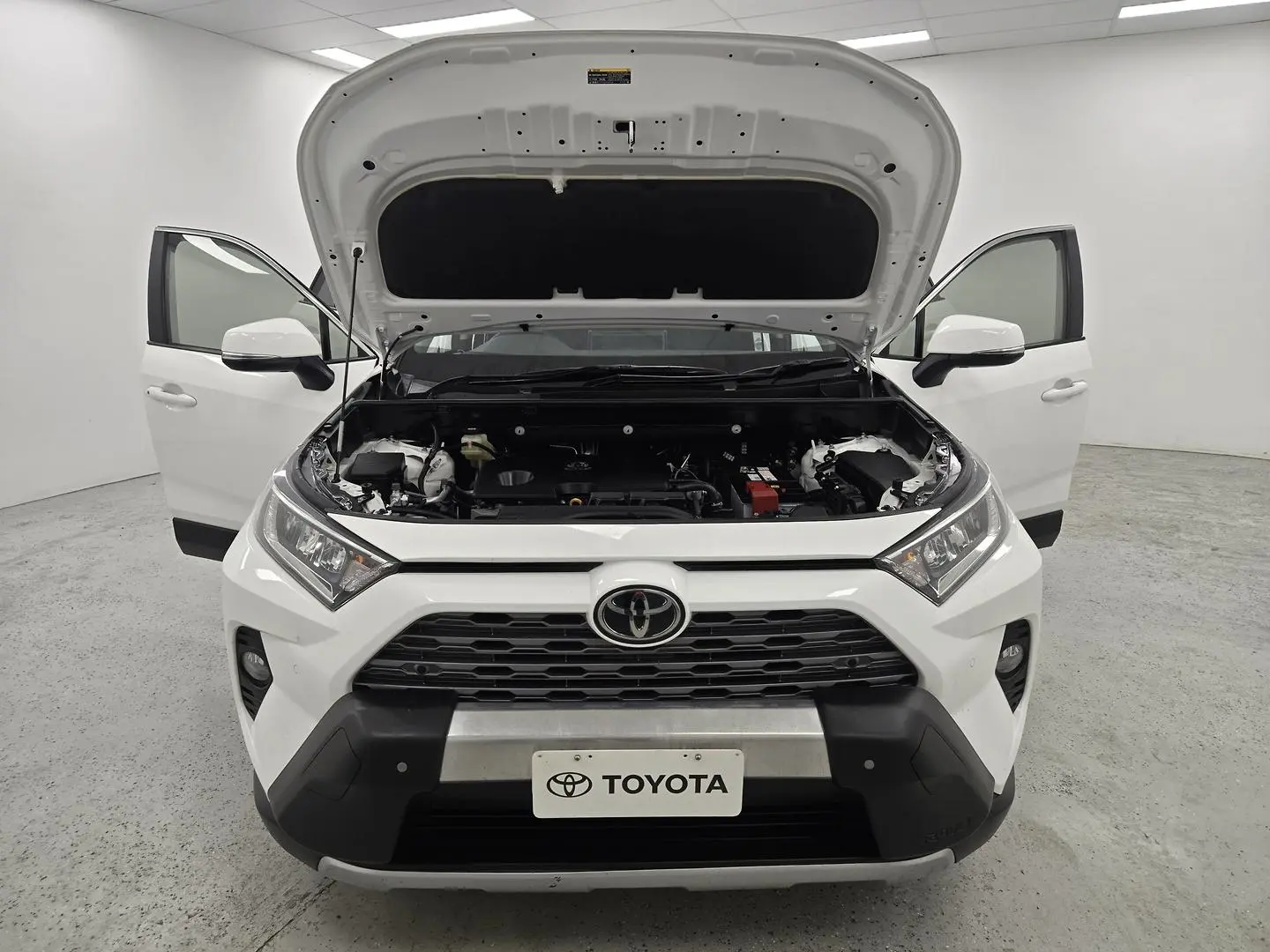 2021 Toyota RAV4 Gallery Image 15