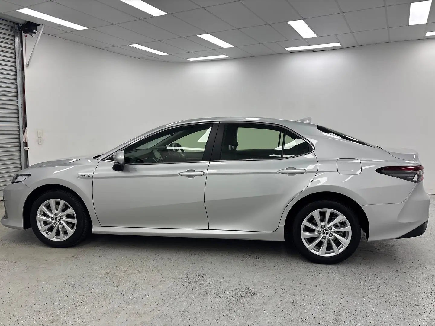 2024 Toyota Camry Gallery Image 6