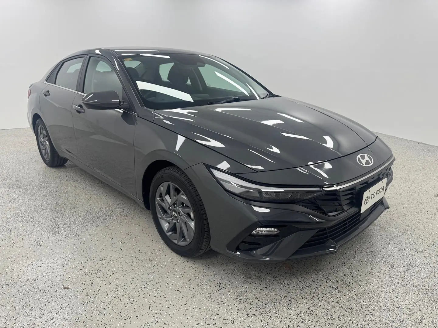 2024 Hyundai i30 Gallery Image 1