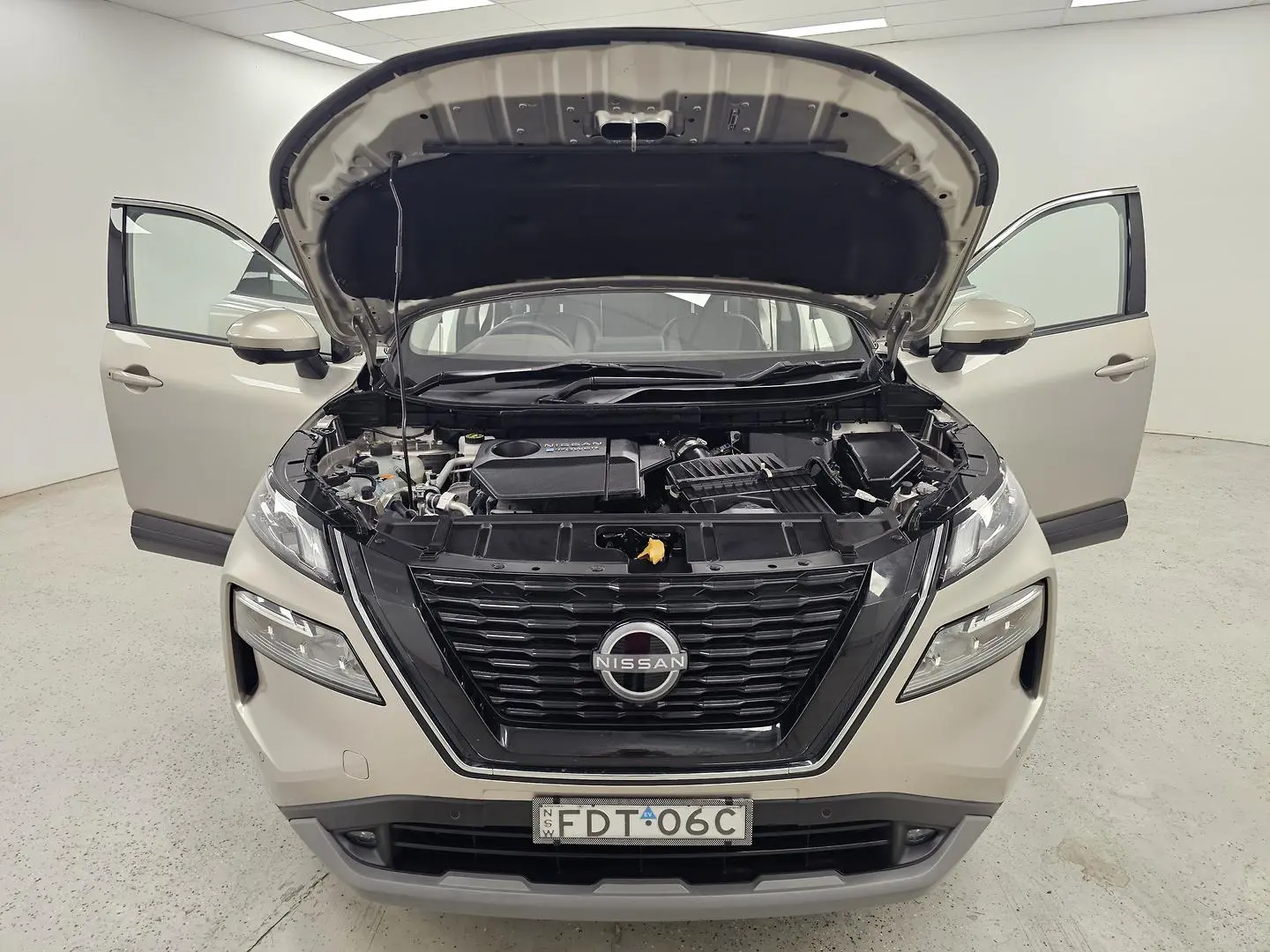 2023 Nissan X-TRAIL Gallery Image 24