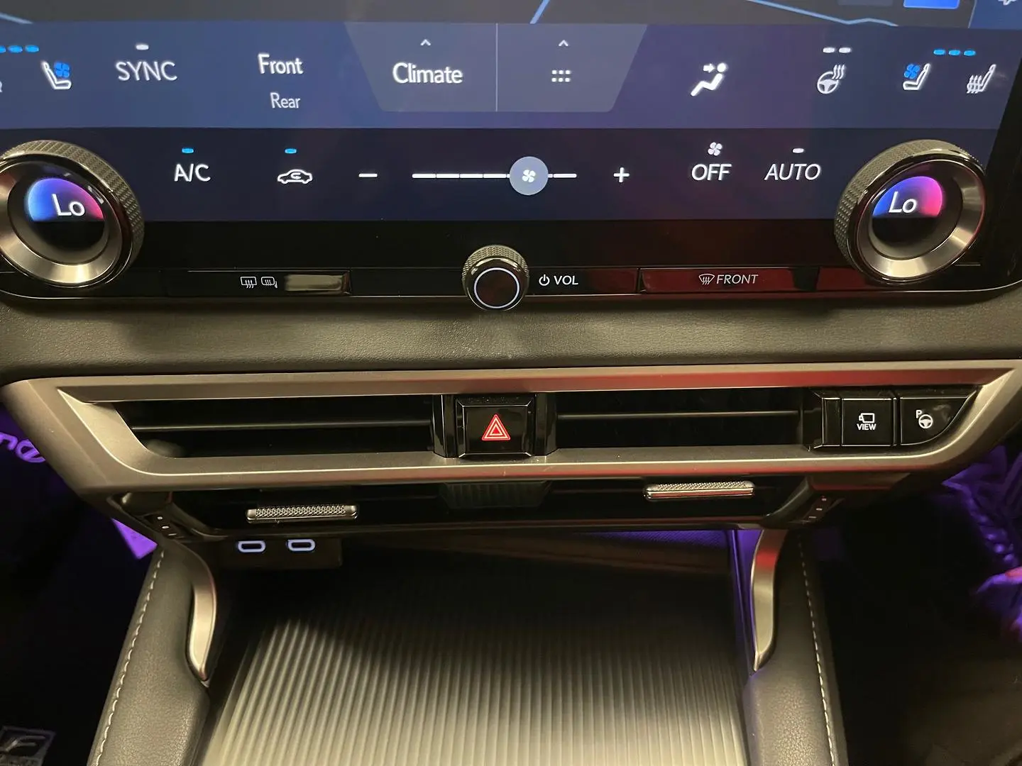 2025 Lexus RX Gallery Image 29