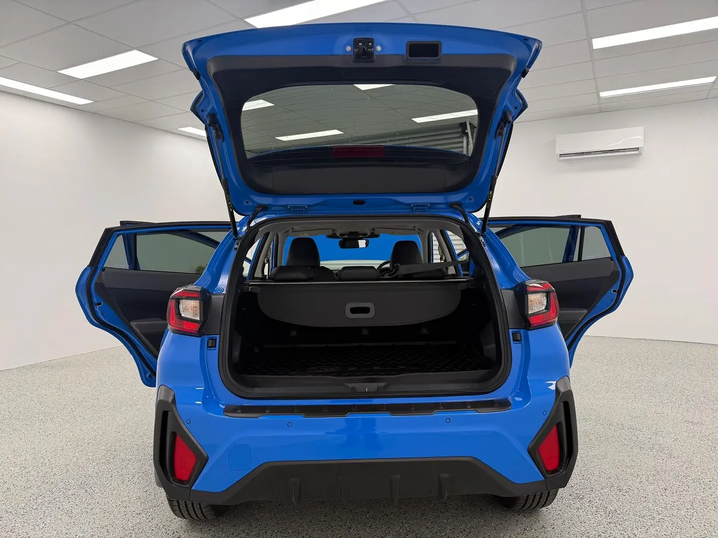 2025 Subaru Crosstrek Gallery Image 14