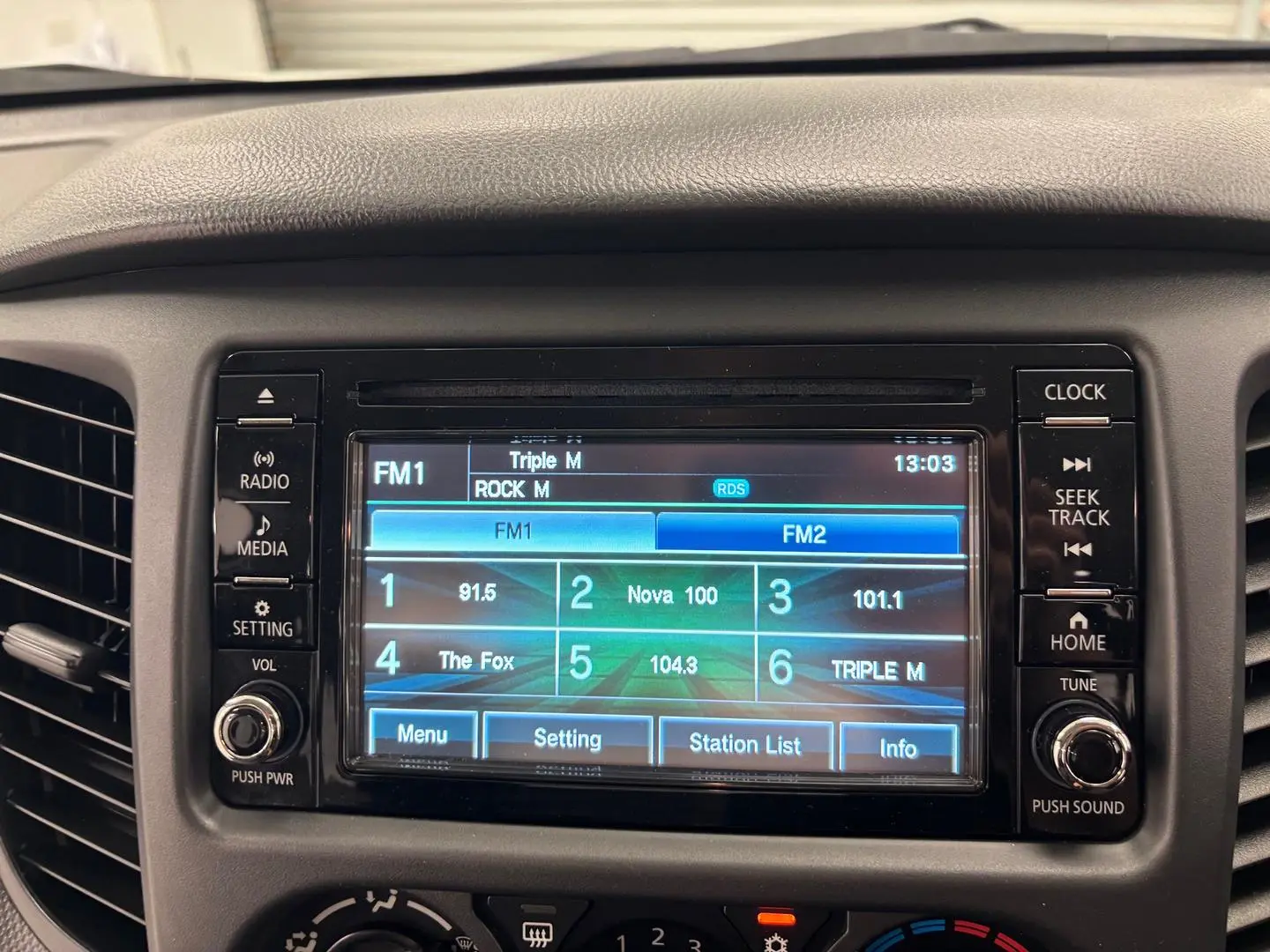 2021 Mitsubishi Triton Gallery Image 27