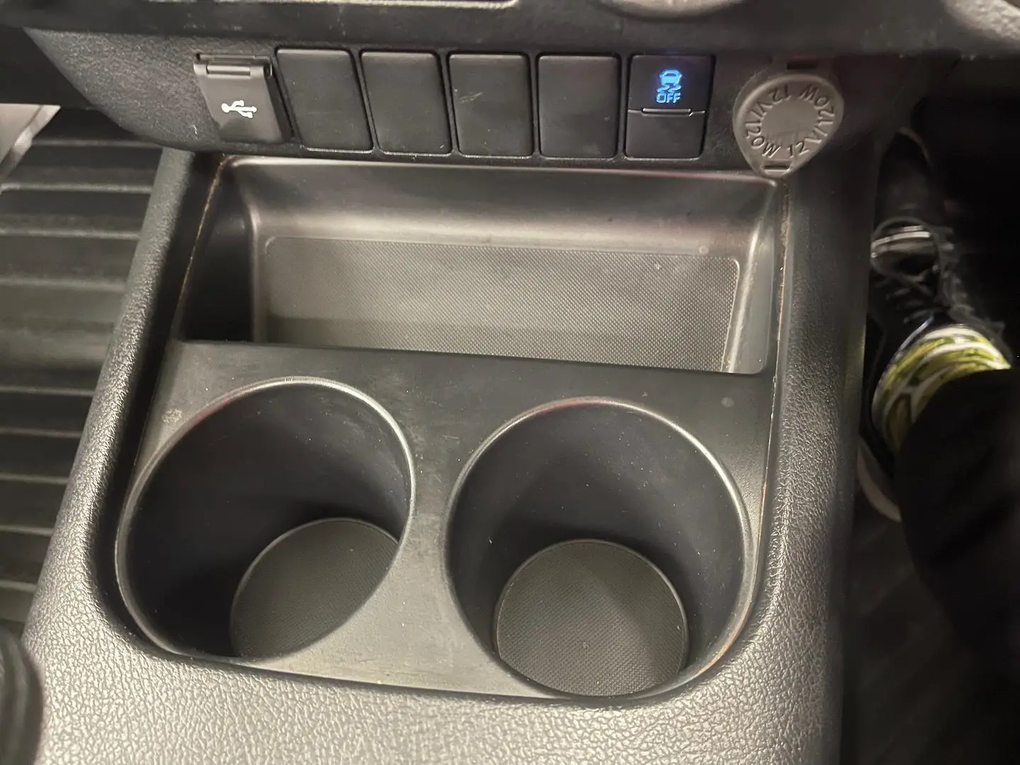 2024 Toyota Hilux Gallery Image 22