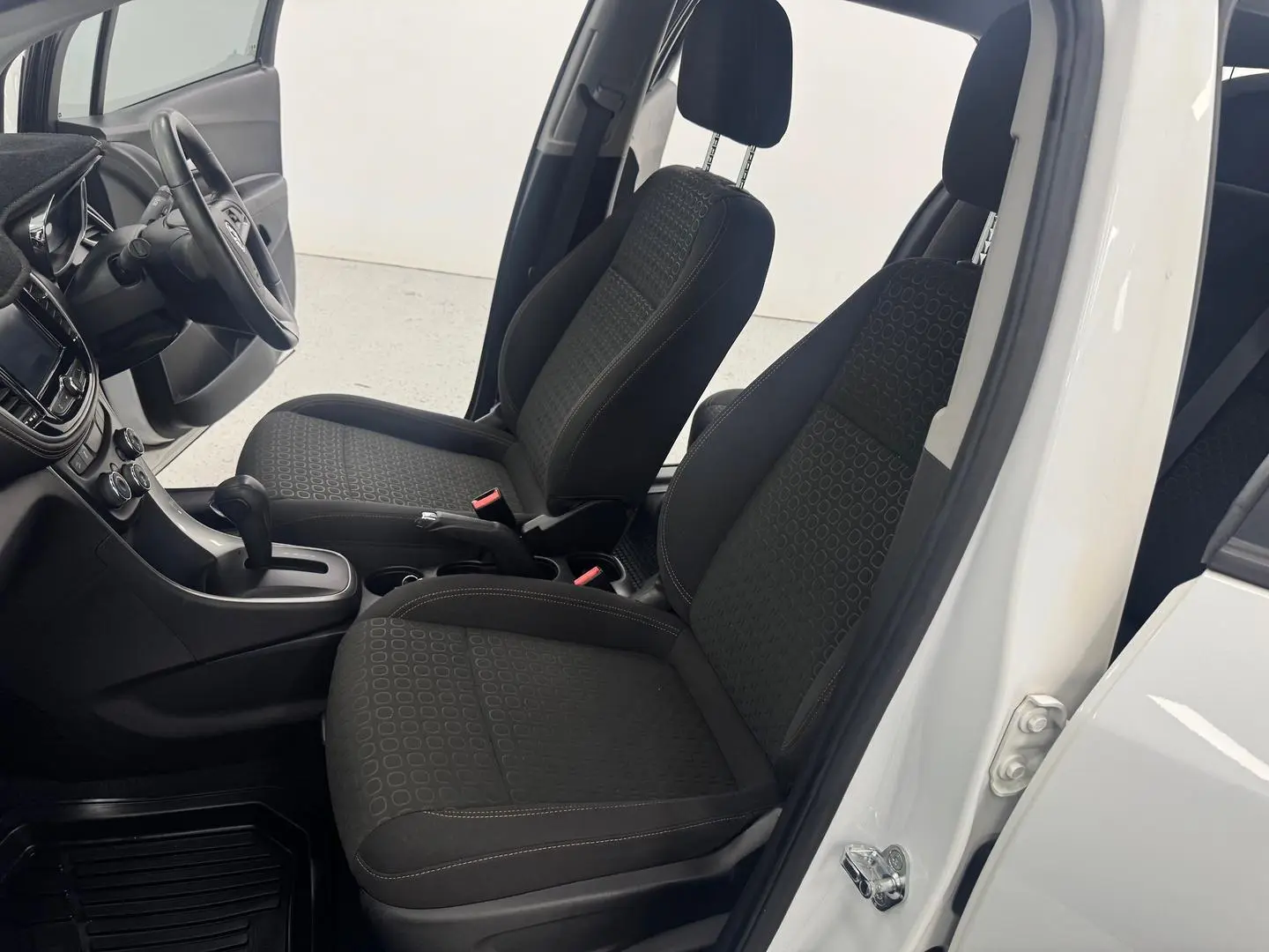 2017 Holden Trax Gallery Image 27