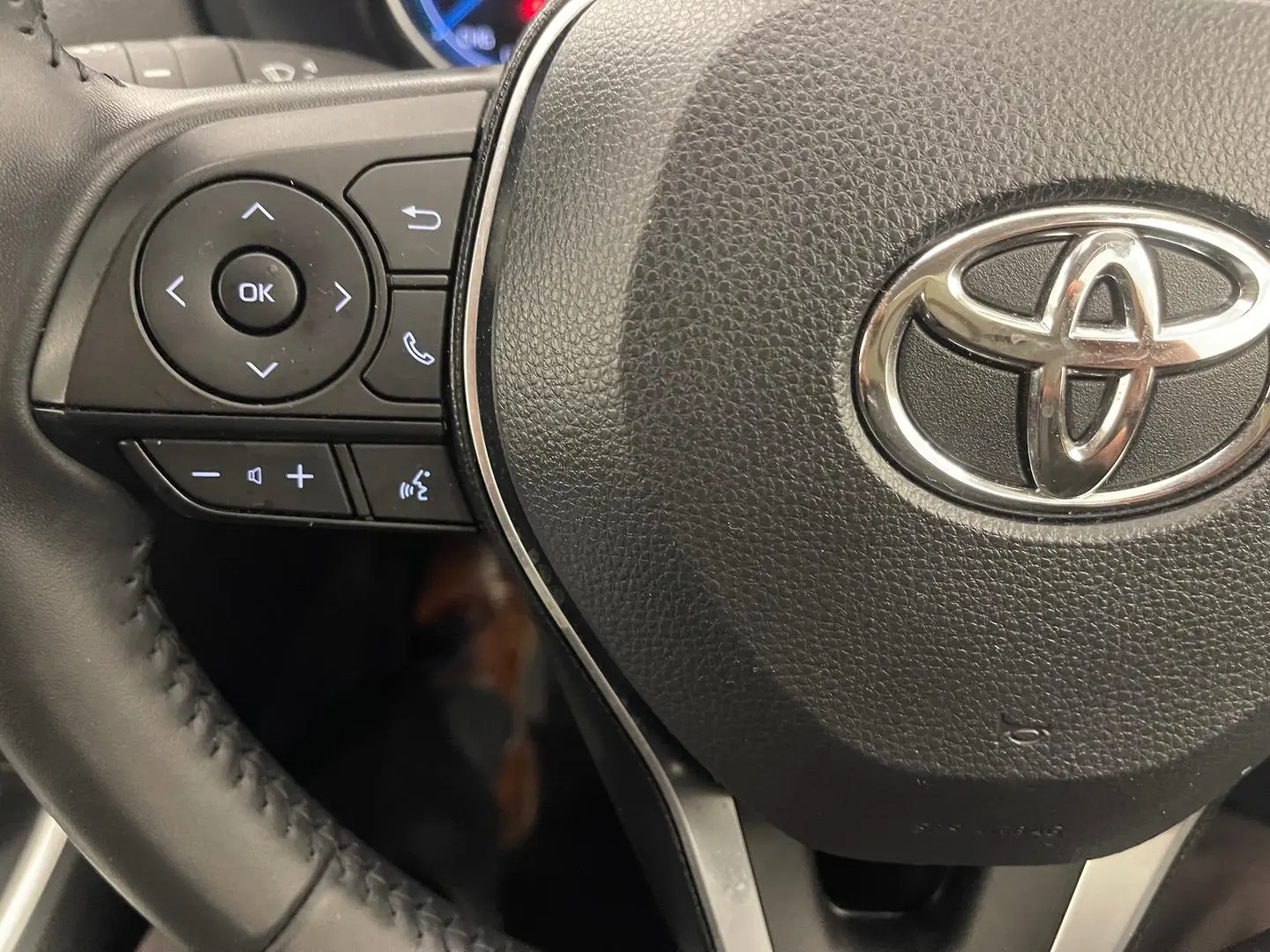 2024 Toyota RAV4 Gallery Image 31