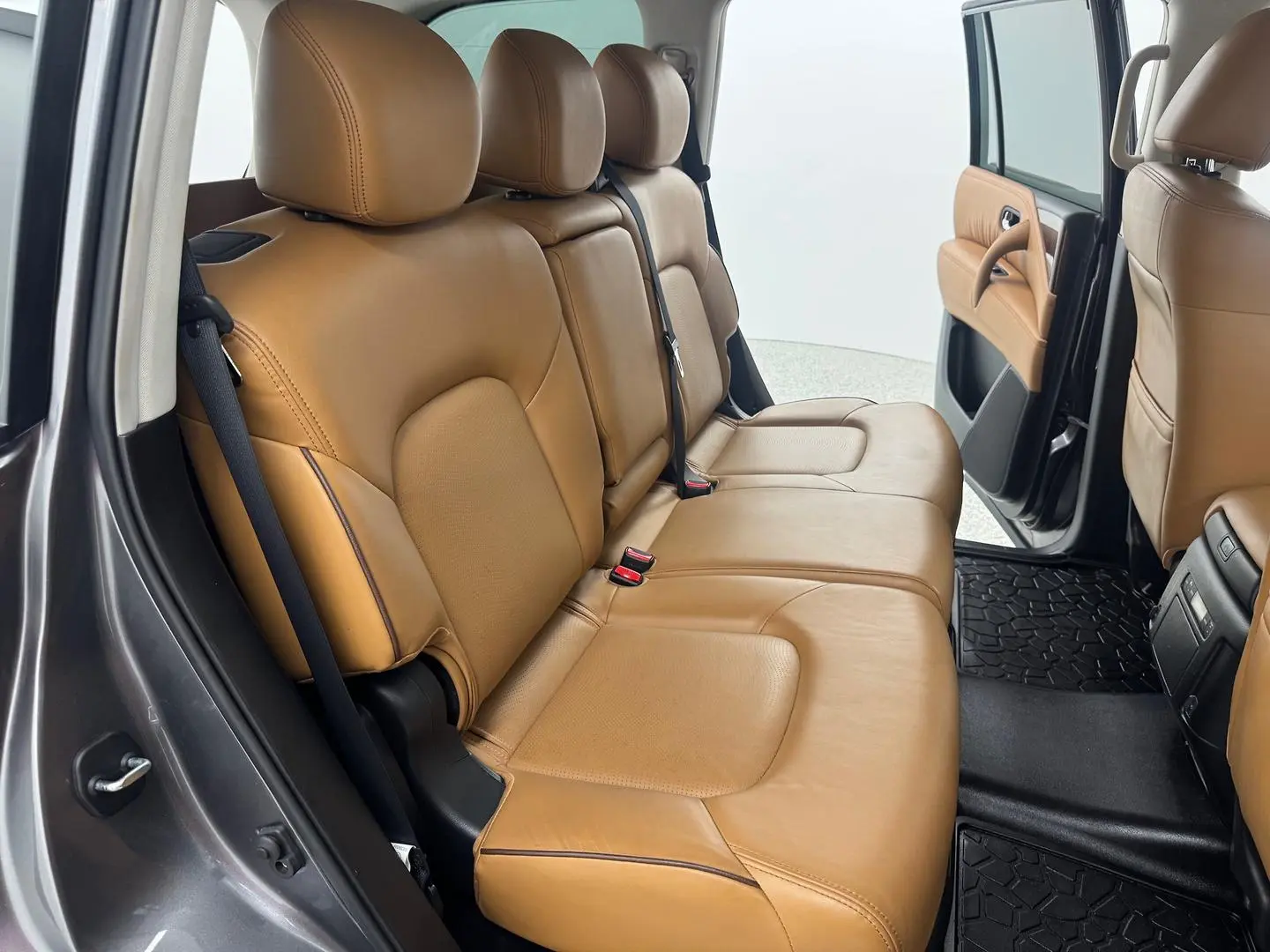 2021 Nissan Patrol Gallery Image 32