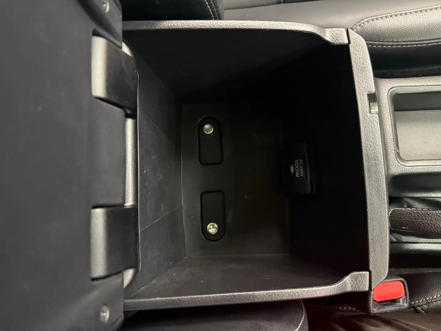 2022 Toyota Hilux Gallery Image 37