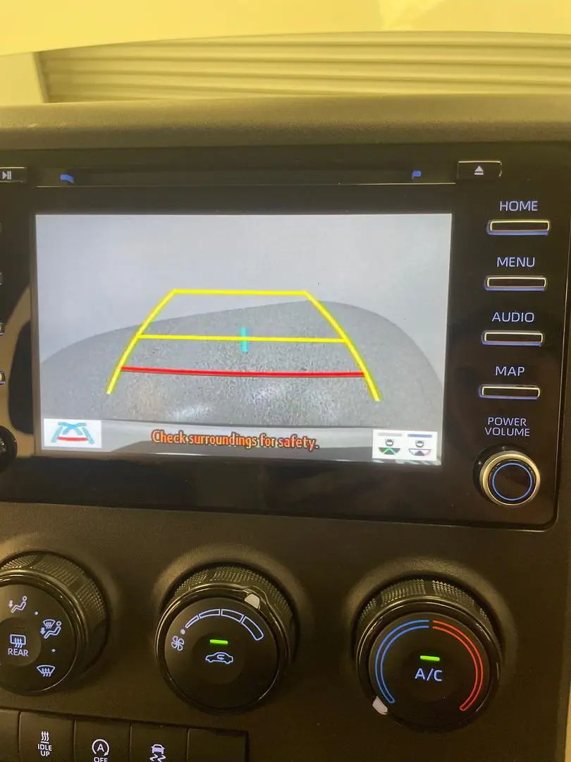 2019 Toyota Hiace Gallery Image 20