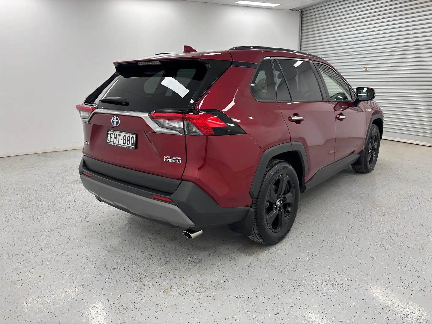 2020 Toyota RAV4 Gallery Image 3