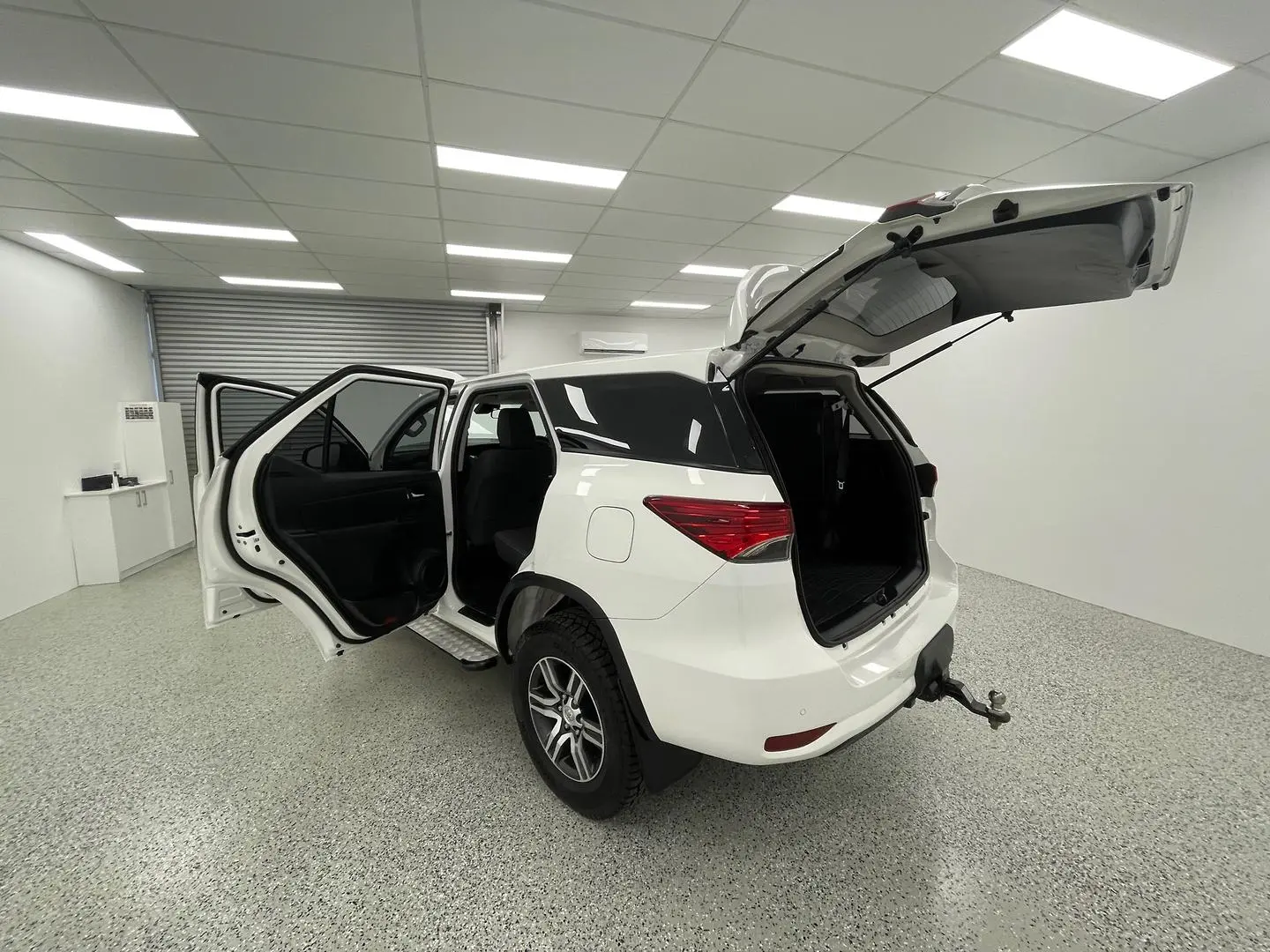 2020 Toyota Fortuner Gallery Image 10