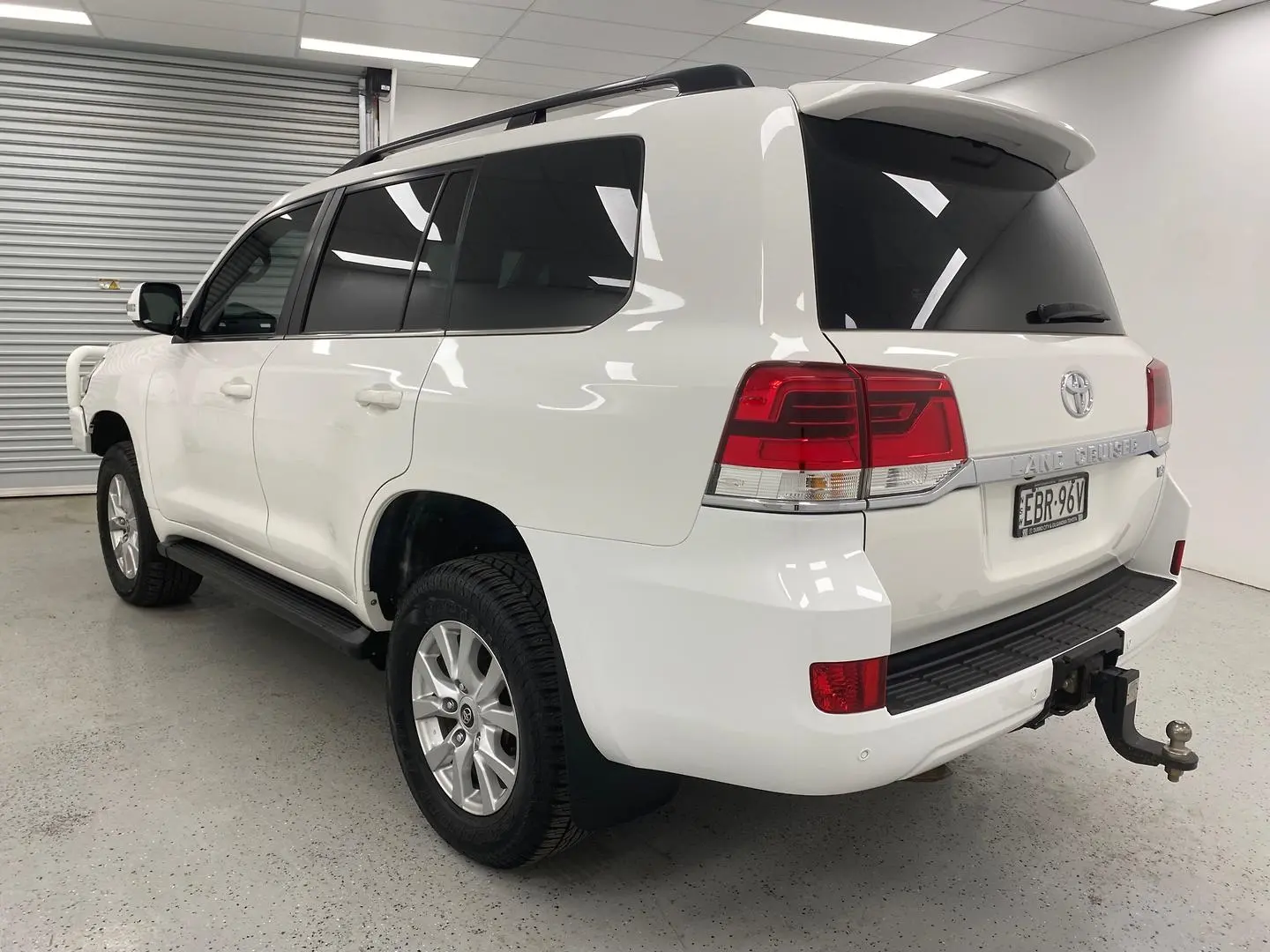 2019 Toyota Landcruiser Gallery Image 5