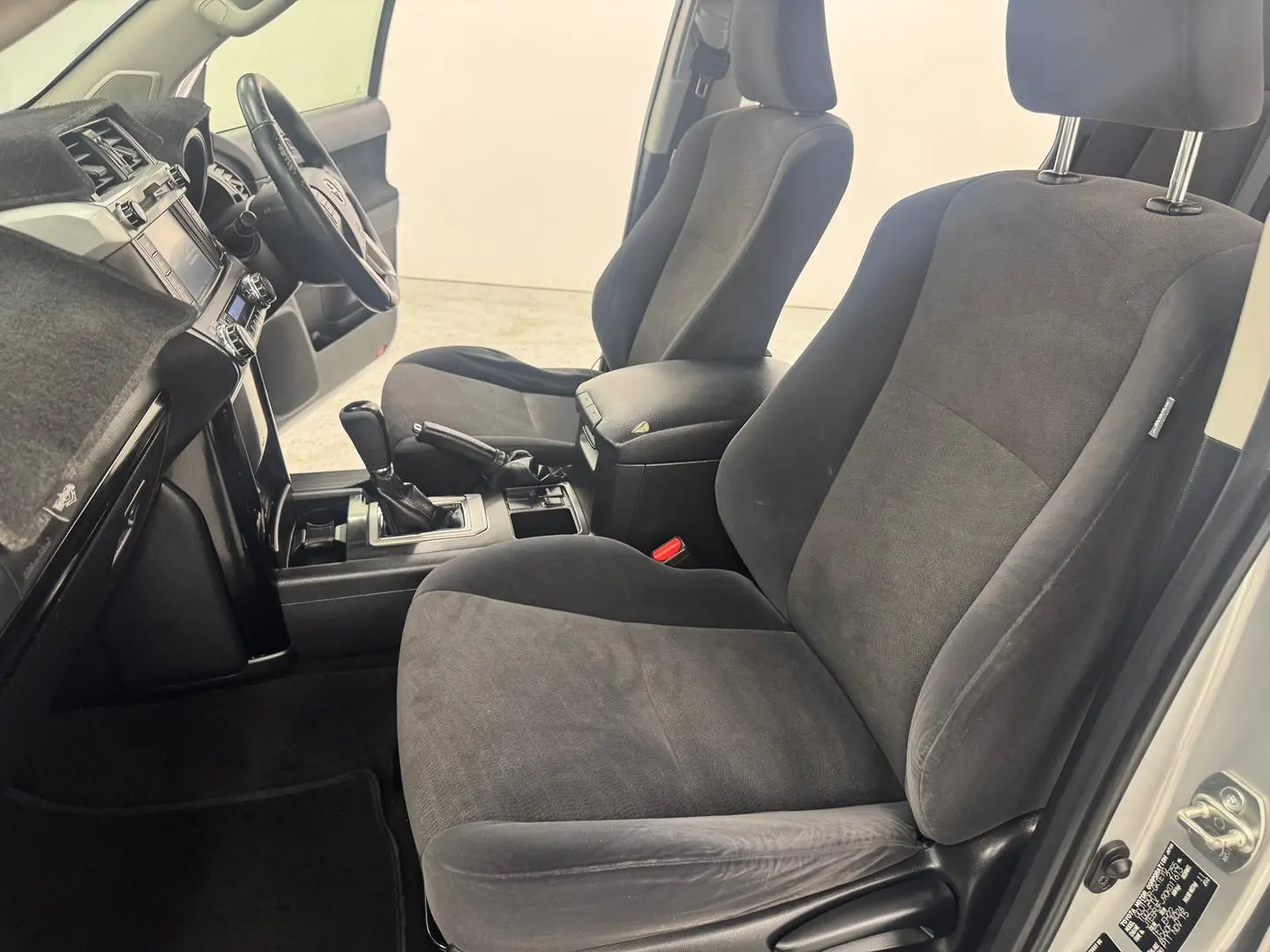 2015 Toyota Landcruiser Prado Gallery Image 29