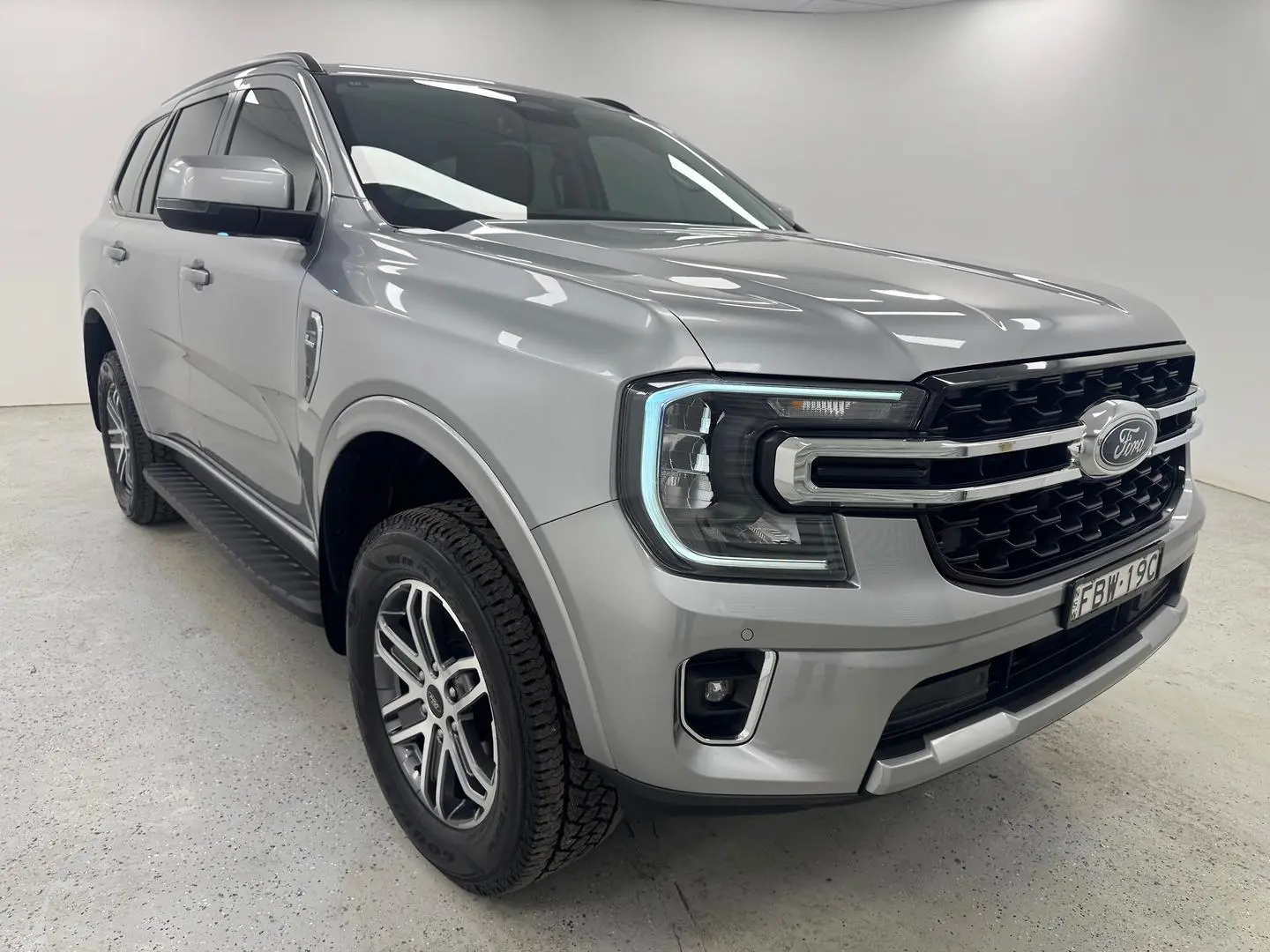 2023 Ford Everest Gallery Image 1
