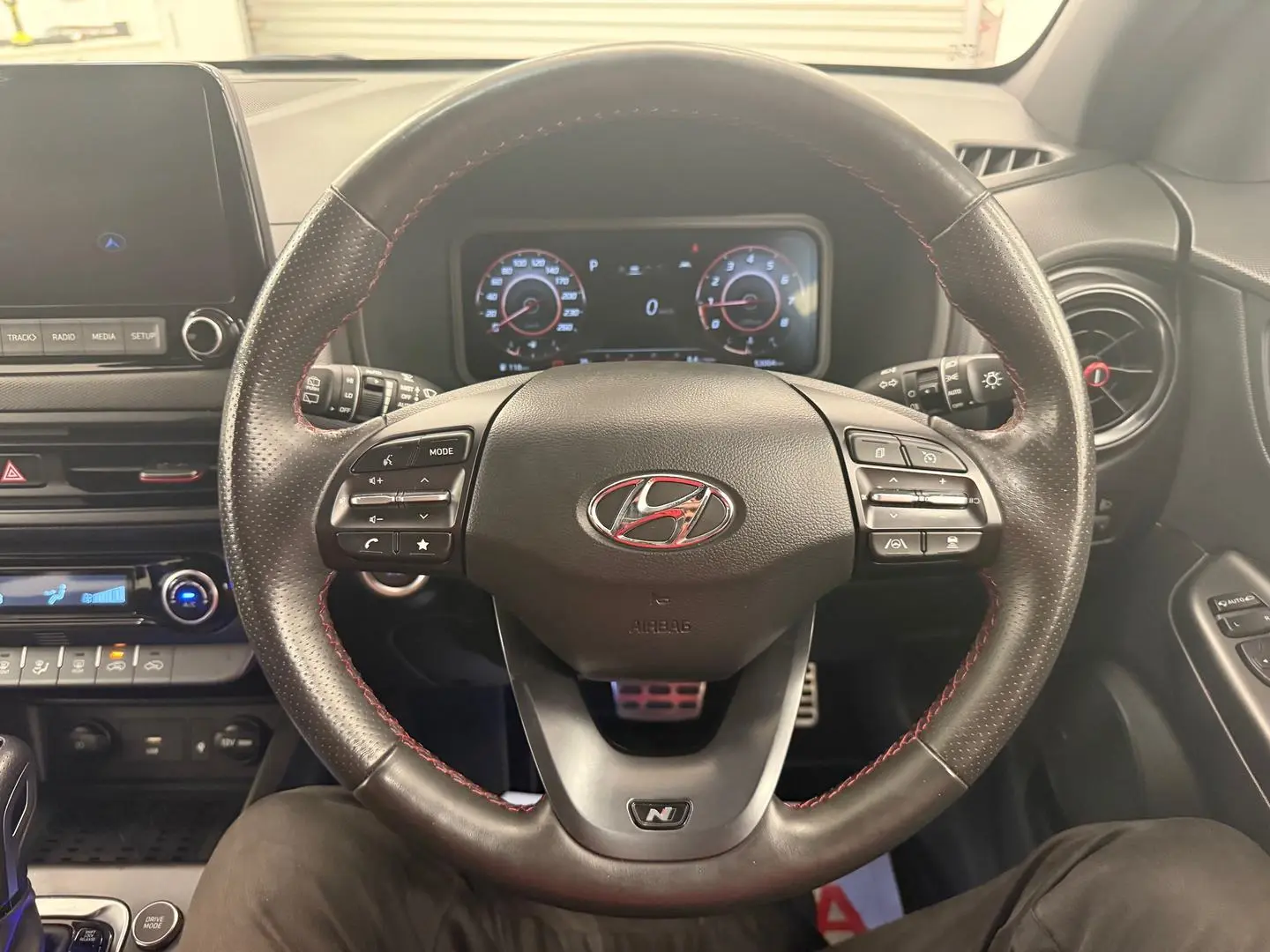 2023 Hyundai Kona Gallery Image 27