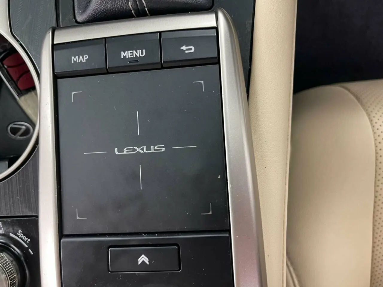 2021 Lexus RX Image 21