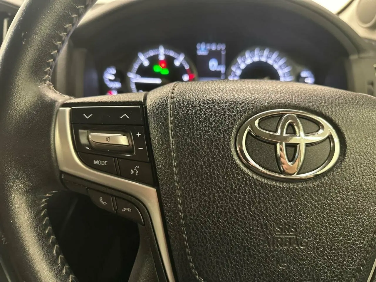 2018 Toyota Landcruiser Image 20