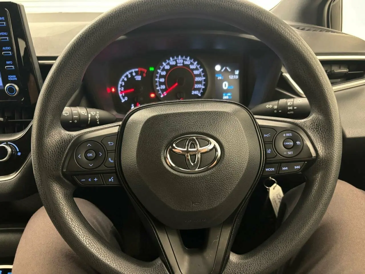 2018 Toyota Corolla Image 23