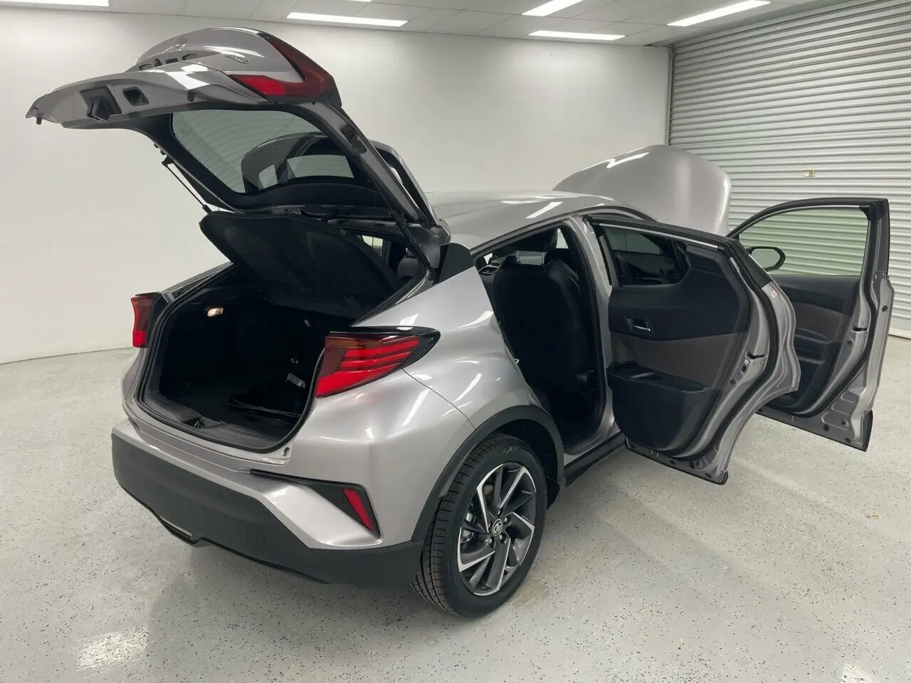 2020 Toyota C-HR Image 9