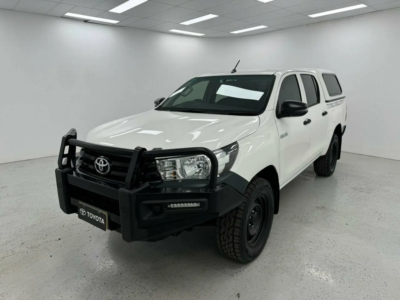 2018 Toyota Hilux Image 6