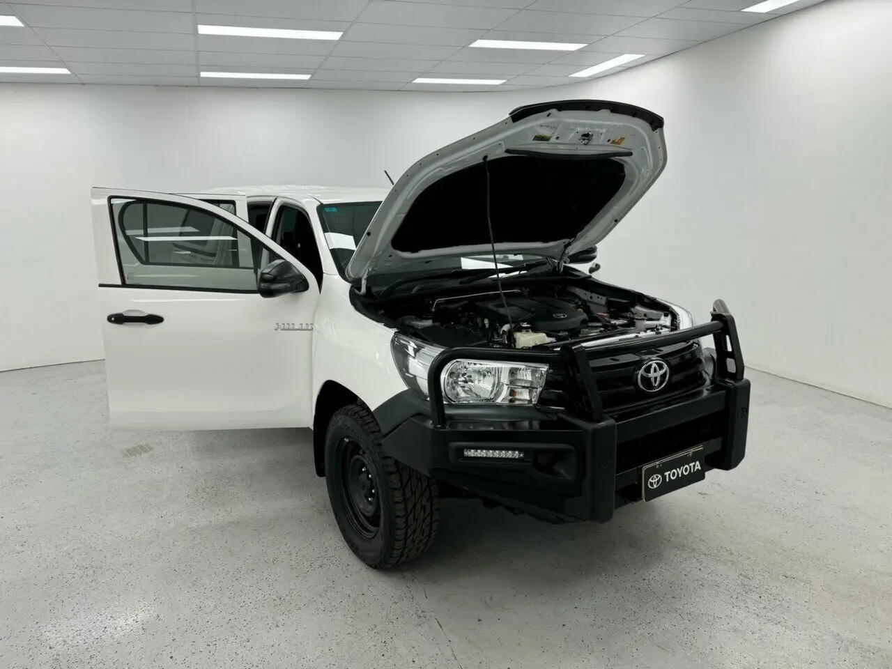 2018 Toyota Hilux Image 7