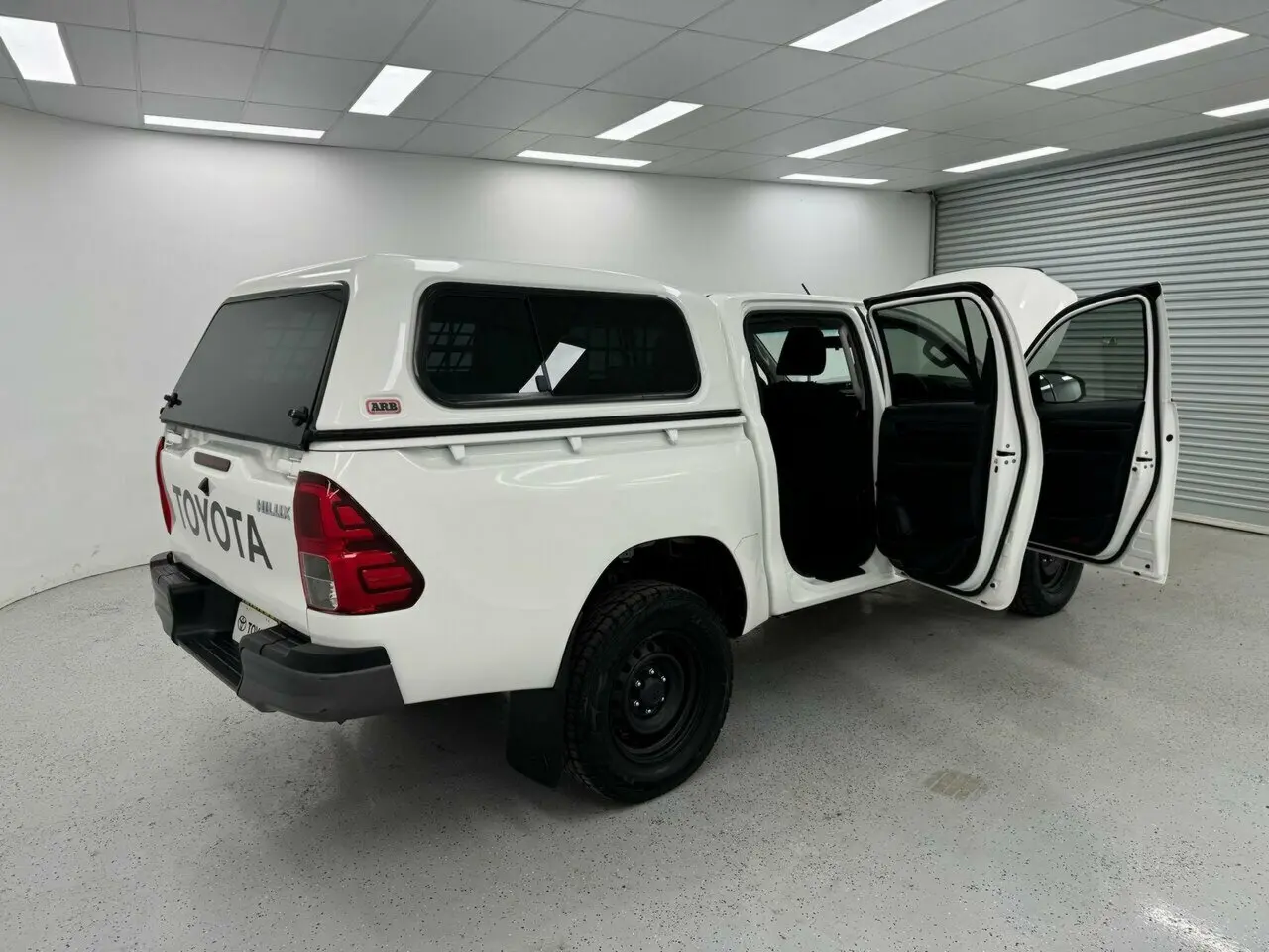 2018 Toyota Hilux Image 9