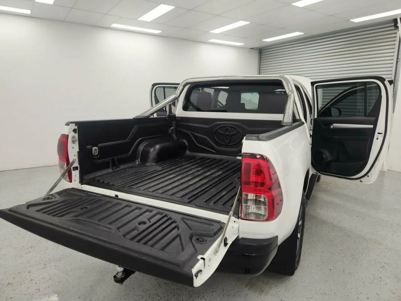 2019 Toyota Hilux Image 11