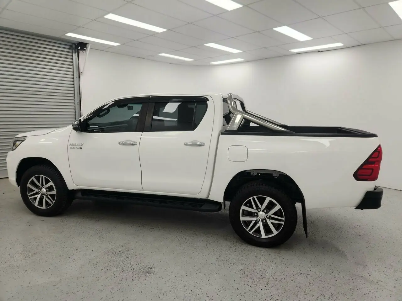 2019 Toyota Hilux Image 6