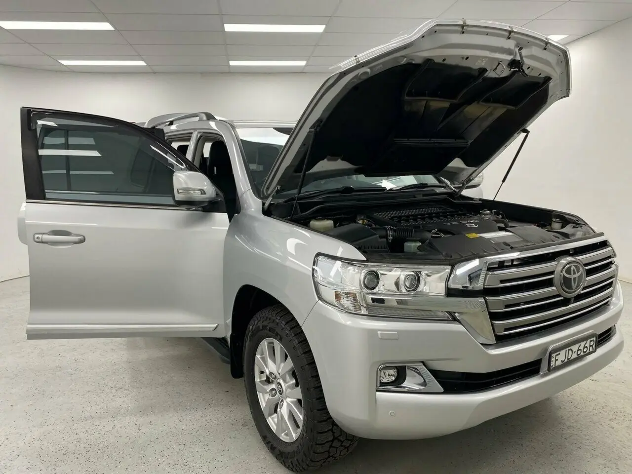 2021 Toyota Landcruiser Image 9