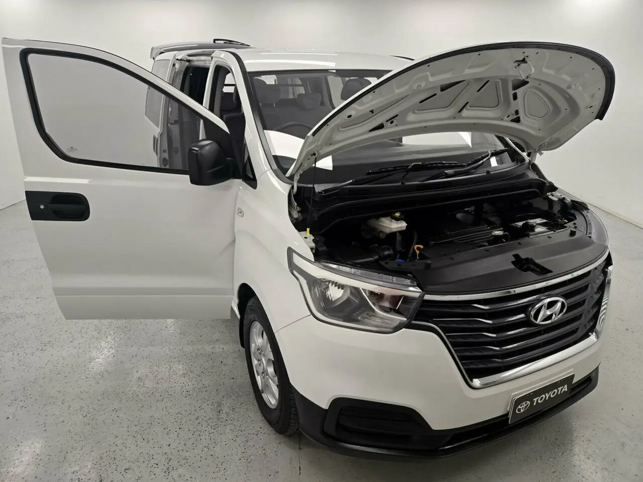 2019 Hyundai iLOAD Image 8