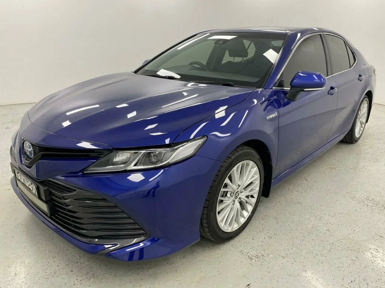 2019 Toyota Camry Image 7