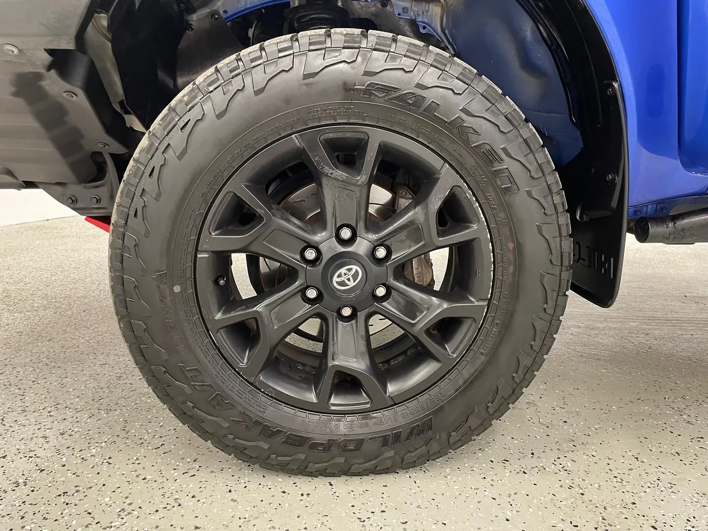 2018 Toyota Hilux Gallery Image 16