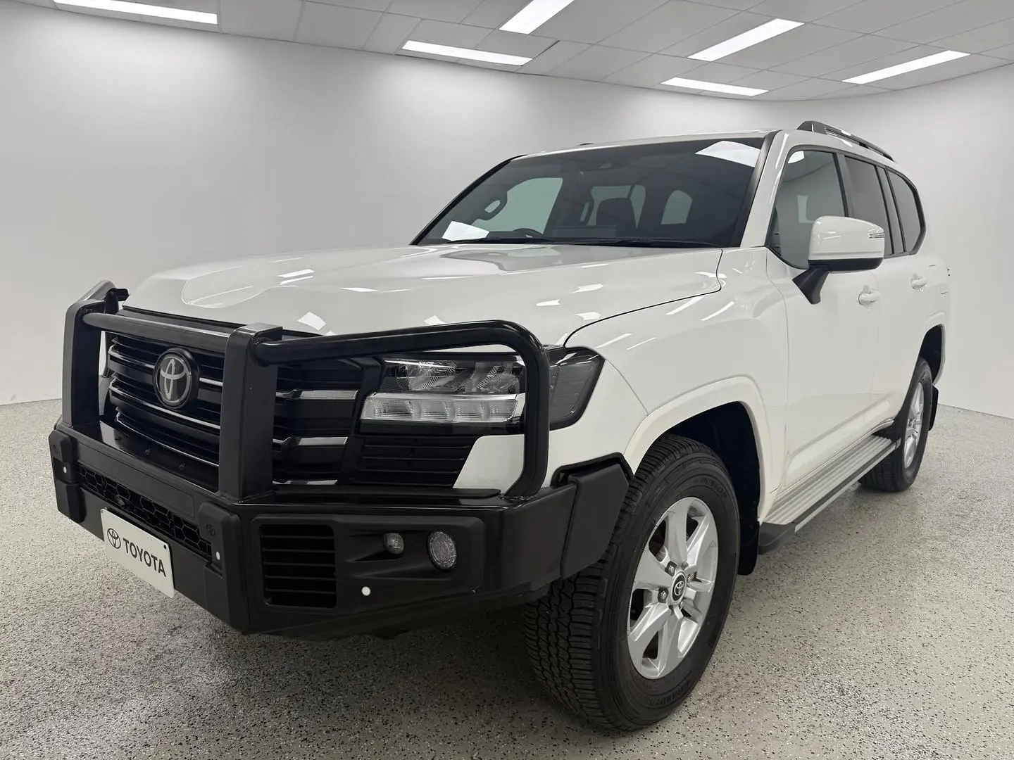 2024 Toyota Landcruiser Gallery Image 7