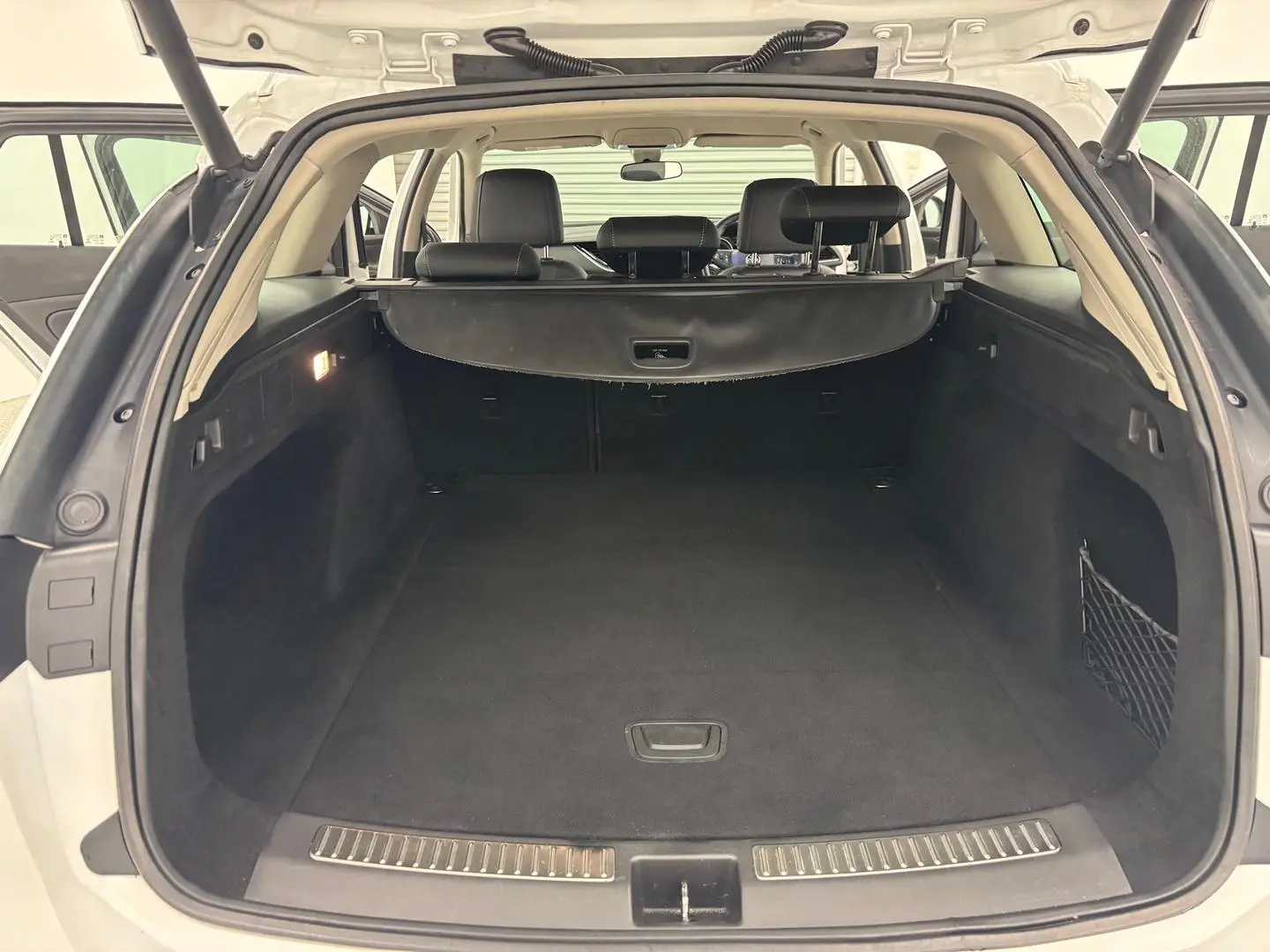 2018 Holden Commodore Gallery Image 20