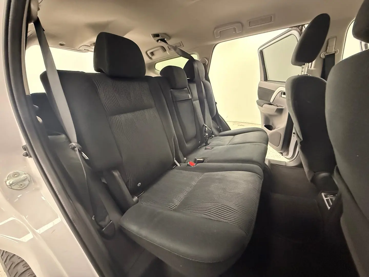 2023 Mitsubishi Pajero Sport Gallery Image 19